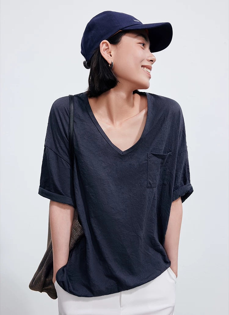 Crinkle Texture V-Neck Tee_BDHL8342