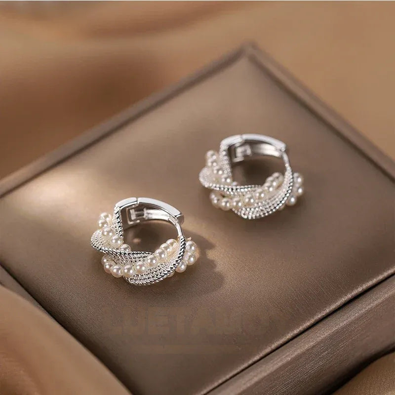 Pearl Twist Hoop Earrings_BDHL8460