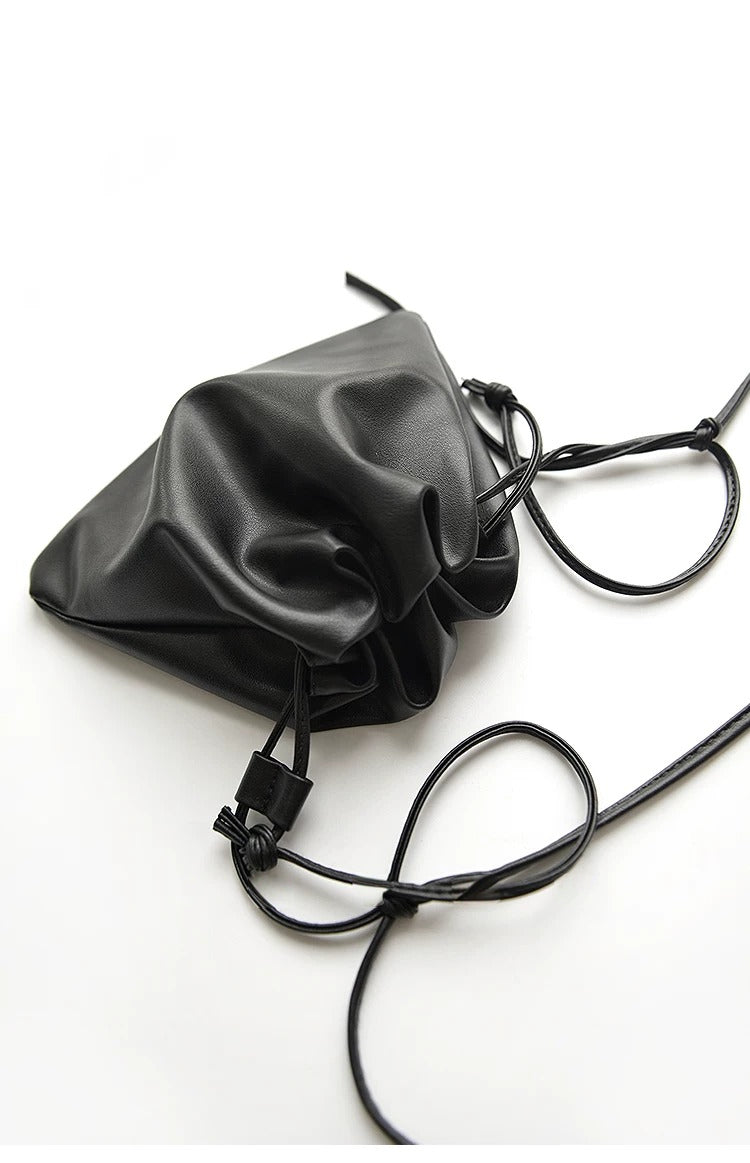 Cloud Pleated Mini Crossbody Bag_BDHL8328