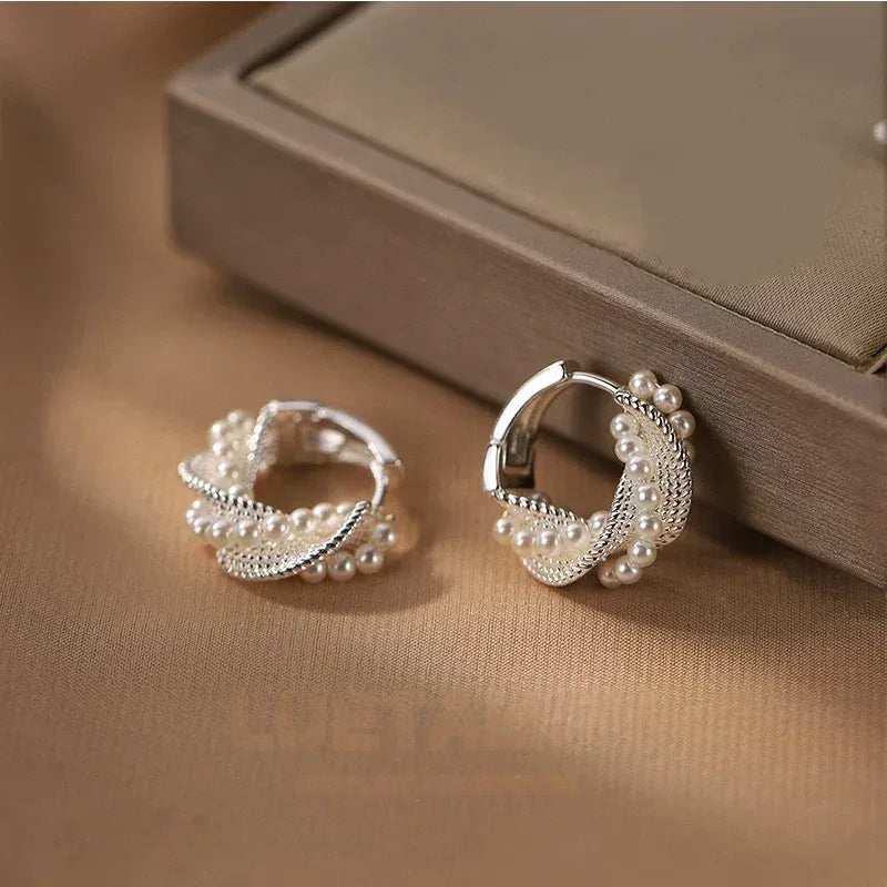 Pearl Twist Hoop Earrings_BDHL8460