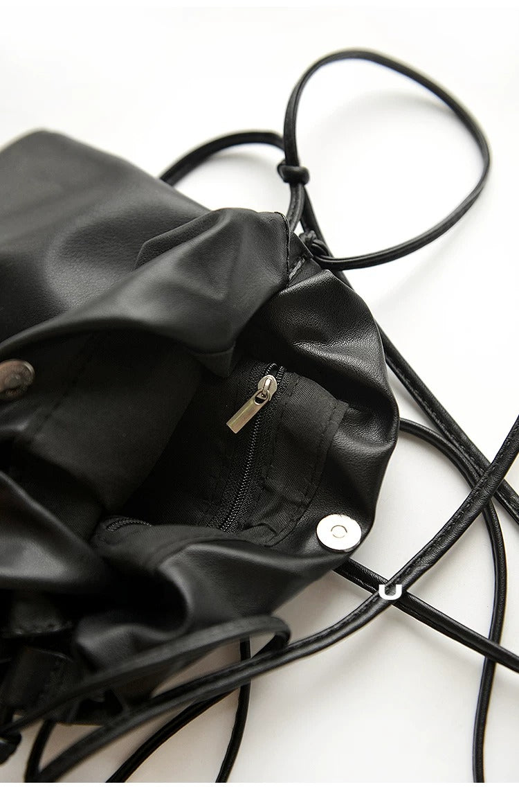 Cloud Pleated Mini Crossbody Bag_BDHL8328