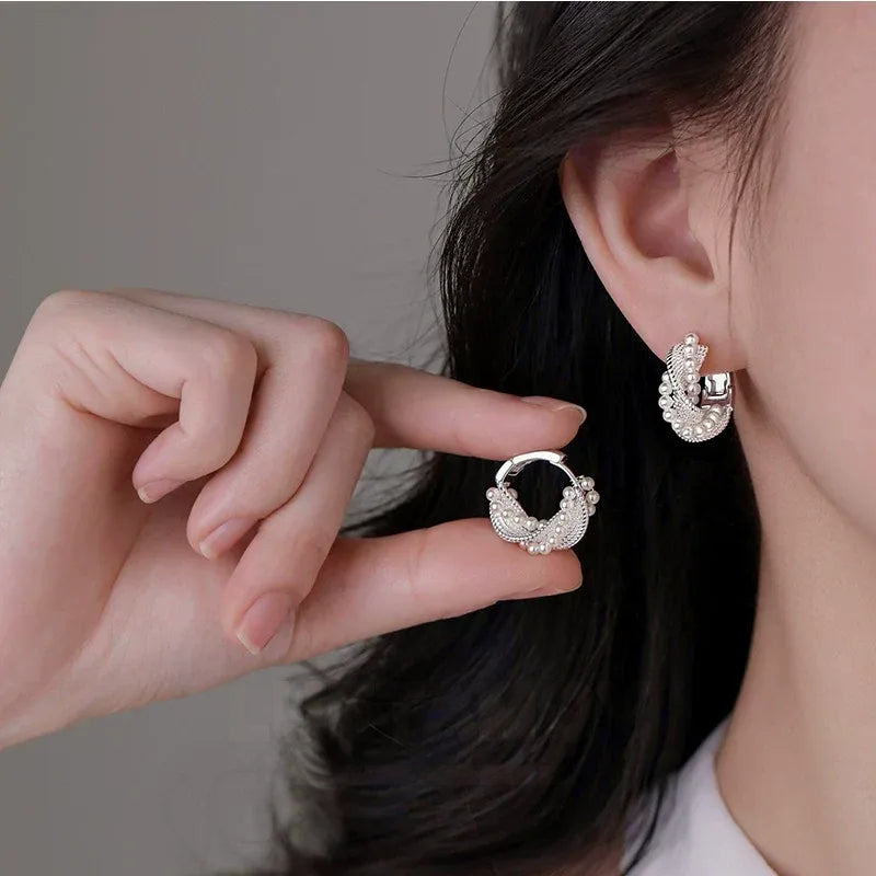 Pearl Twist Hoop Earrings_BDHL8460