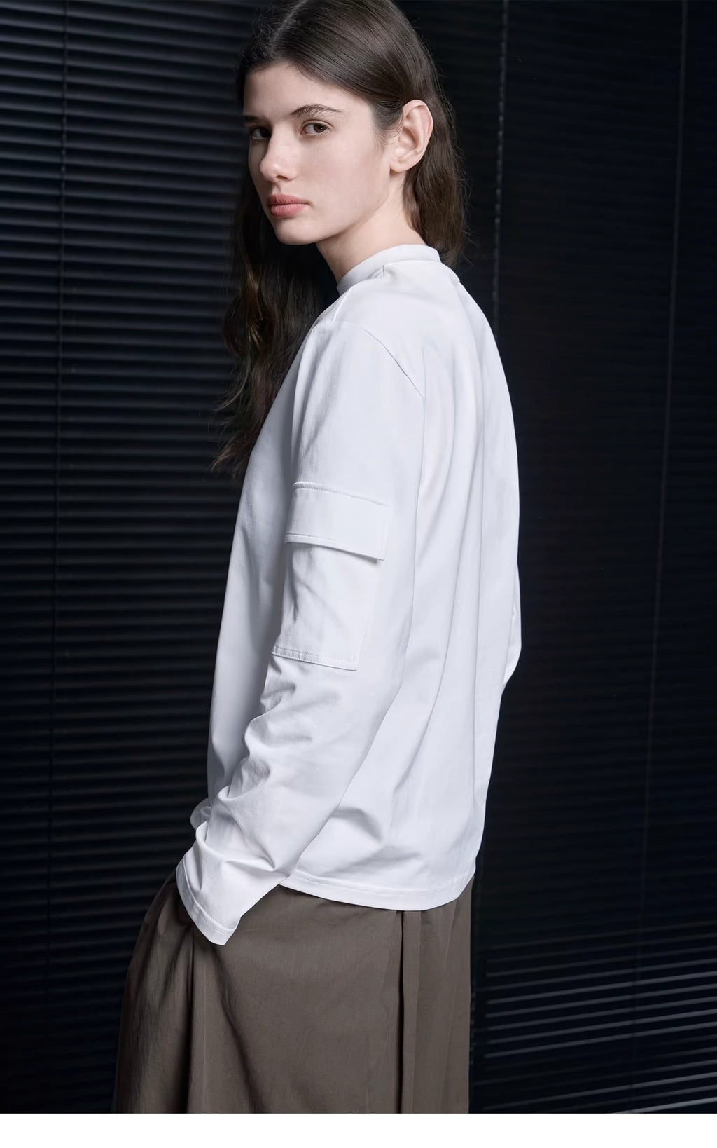 Sleeve Cargo Pocket Long Sleeve Tee_BDHL8184