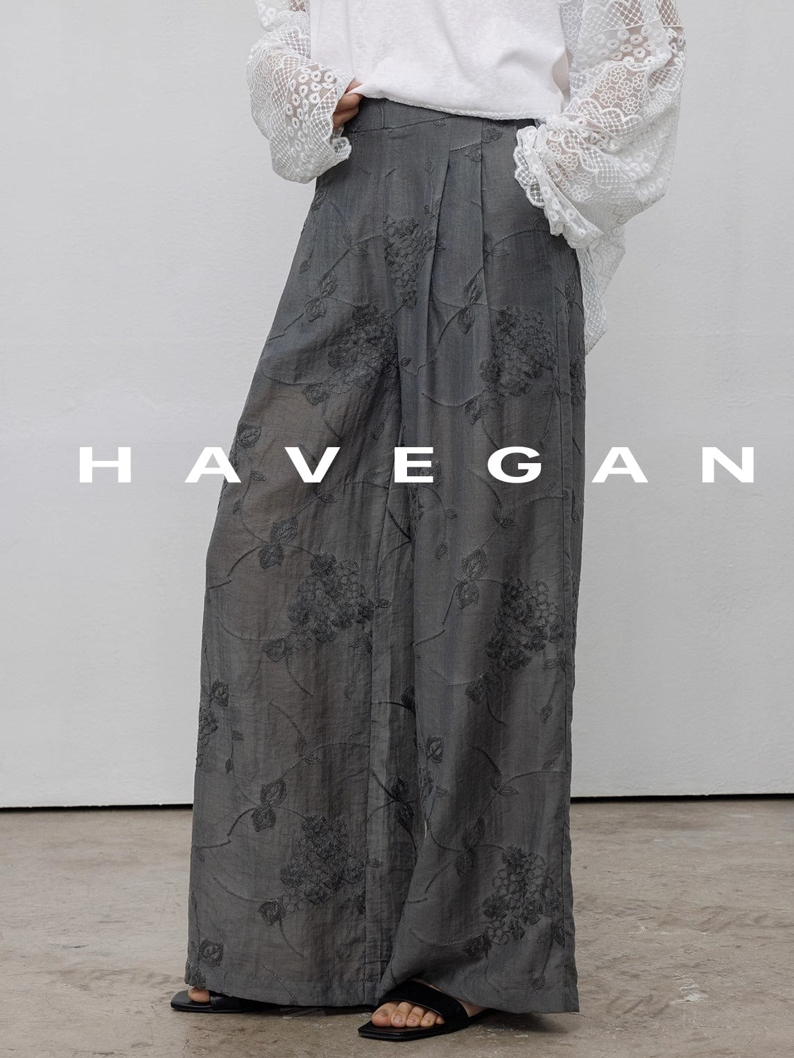 Embroidered Wide-Leg Pants_BDHL7479
