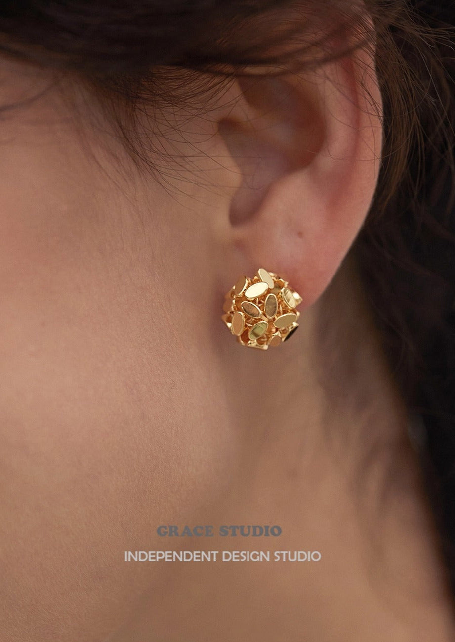 Hydrangea Bloom Textured Metal Pierced Earrings_BDHL7674