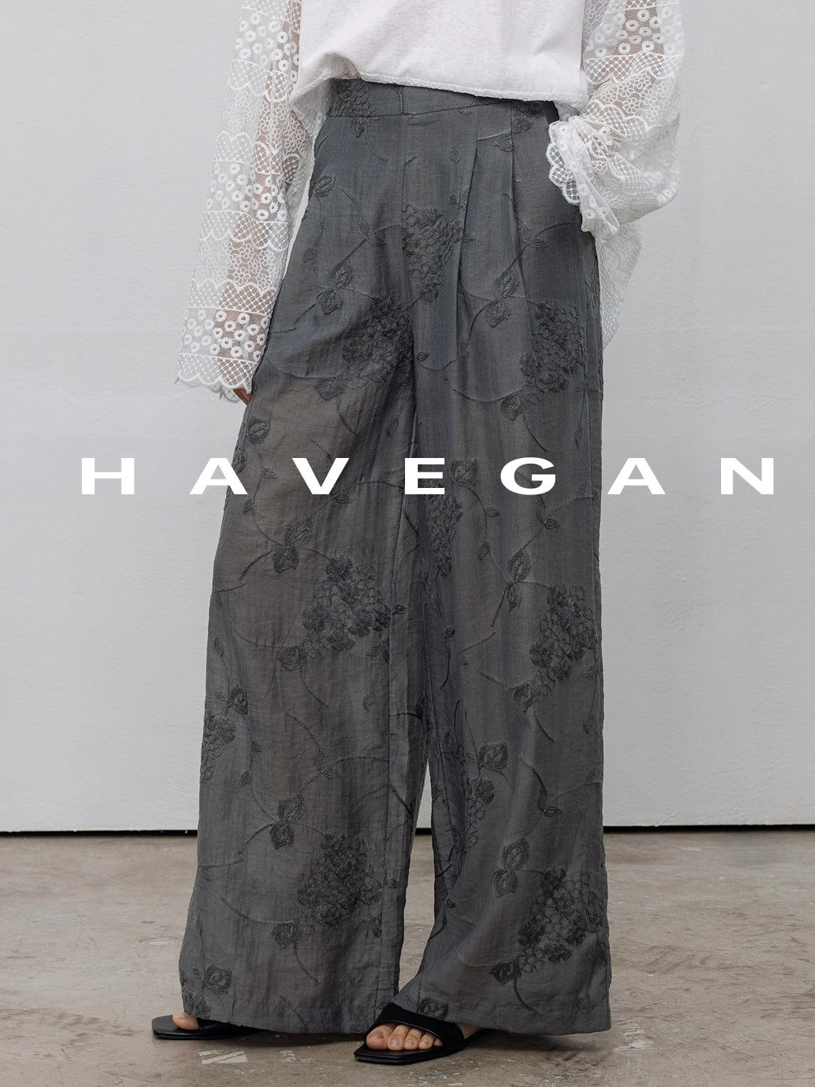 Embroidered Wide-Leg Pants_BDHL7479