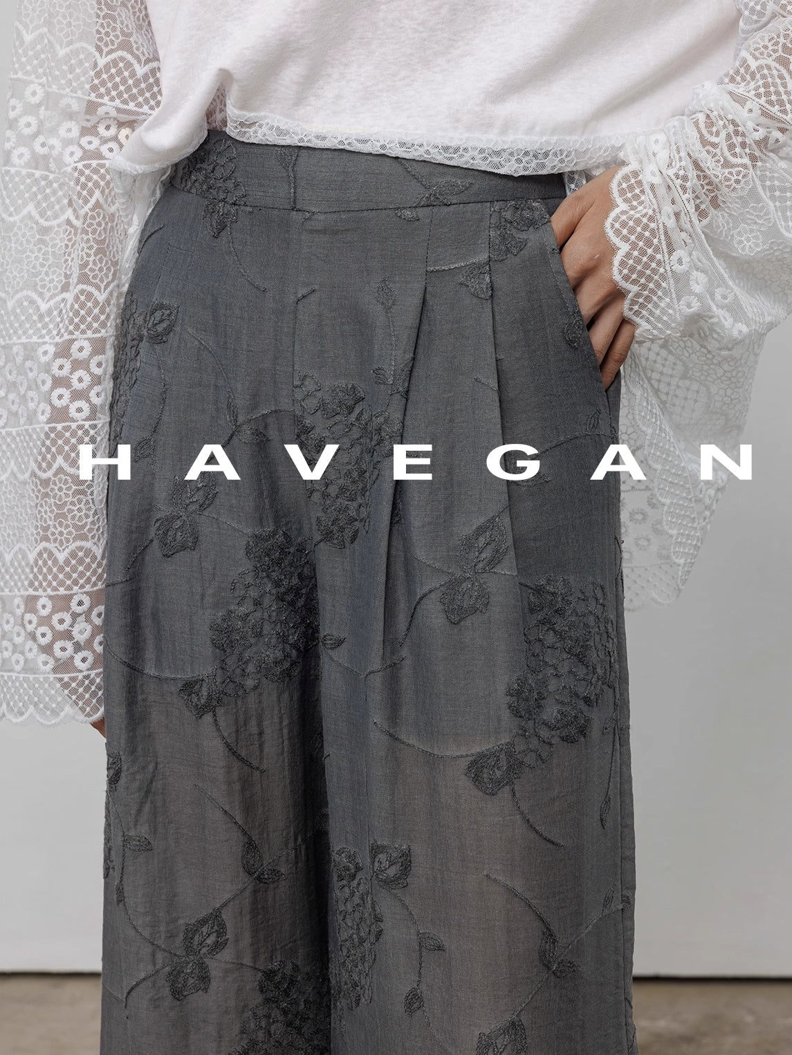 Embroidered Wide-Leg Pants_BDHL7479