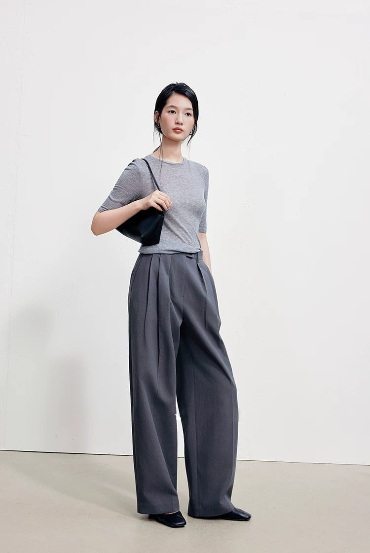 Wide-Leg Pleated Pants_BDHL8394