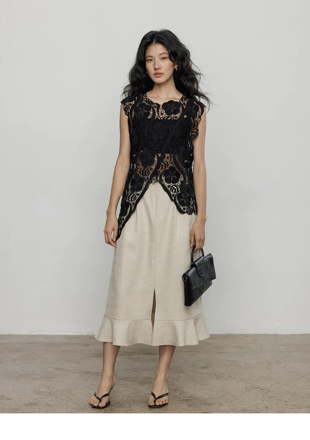 Floral Lace Sleeveless Top_BDHL8357