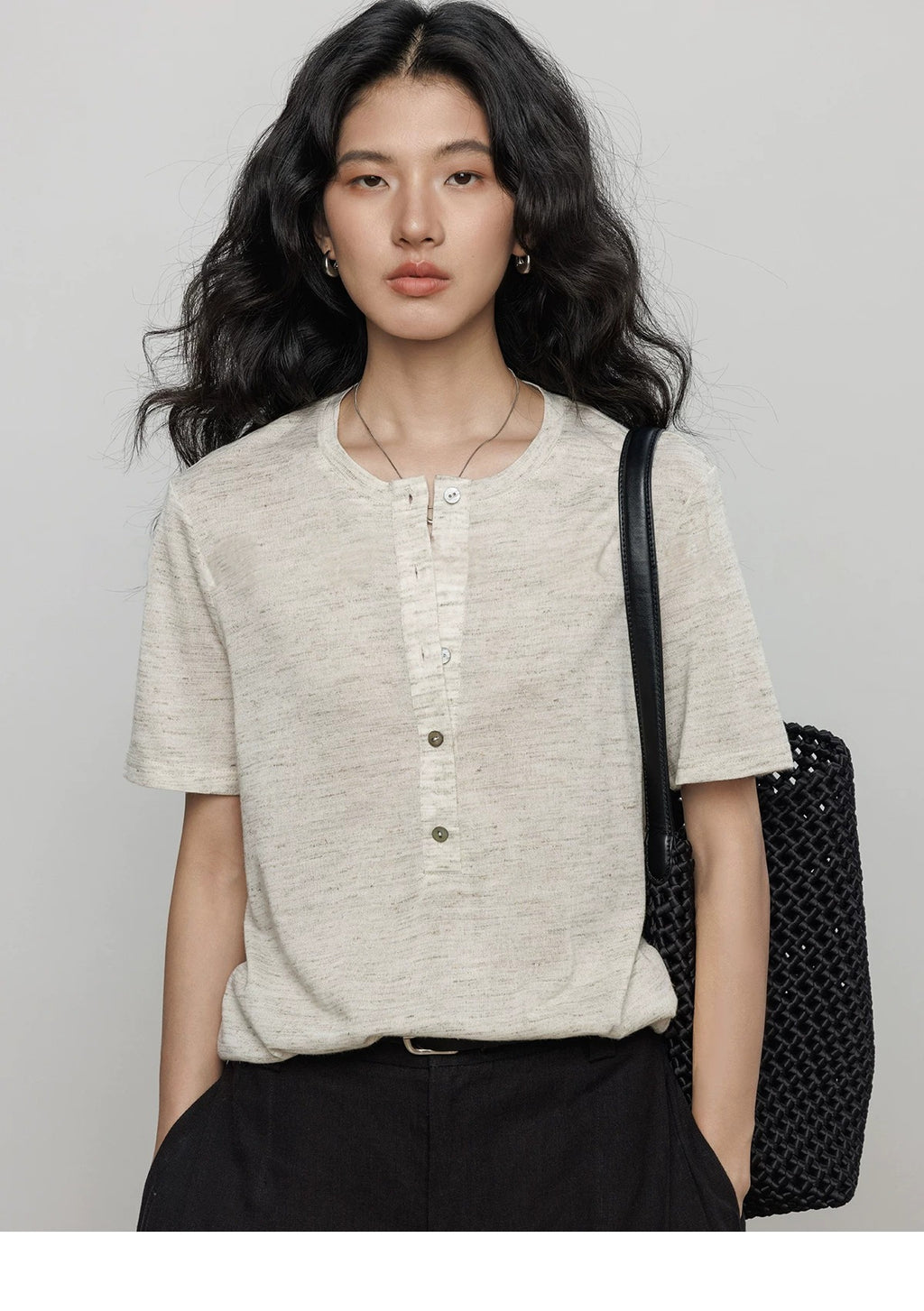 Henley Neck Linen Blend Tee_BDHL8361