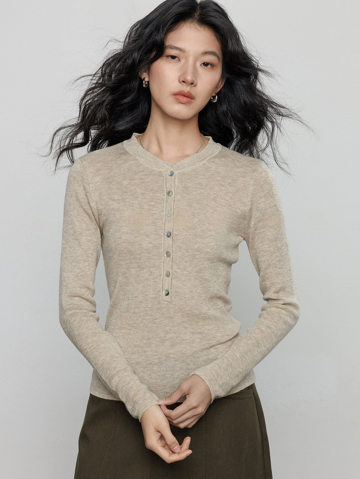 Henry-Collar Knit Slim Tops_BDHL8139