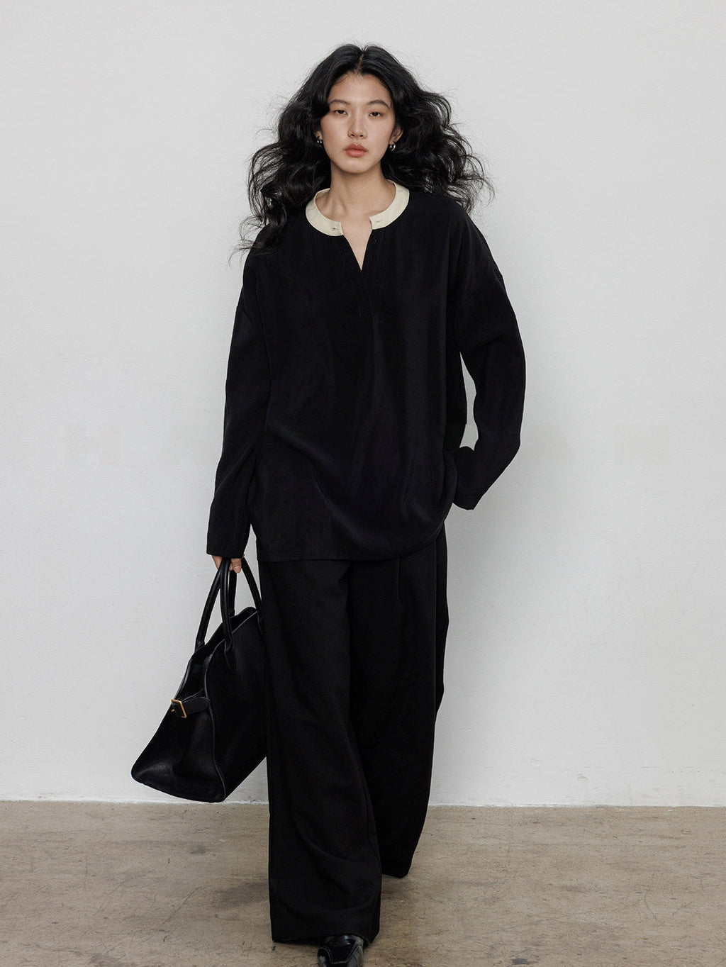 V-Neck Colour-Block Tops_BDHL8138