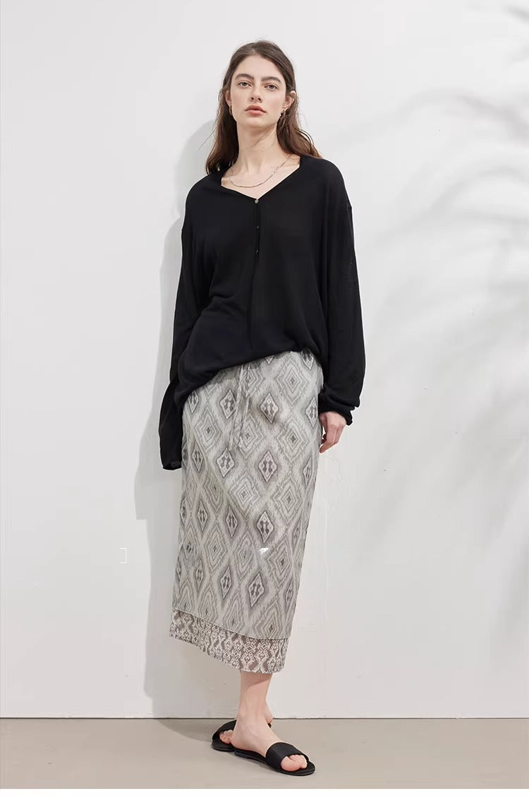 Tencel Linen Blend Relaxed Fit Long Sleeve V-Neck Knit Top_BDHL8228