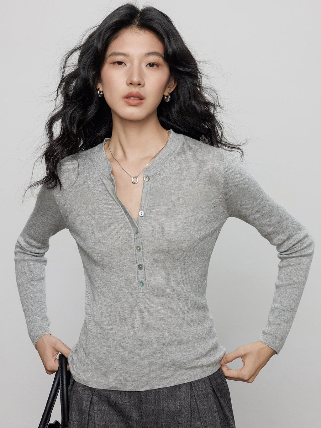 Henry-Collar Knit Slim Tops_BDHL8139