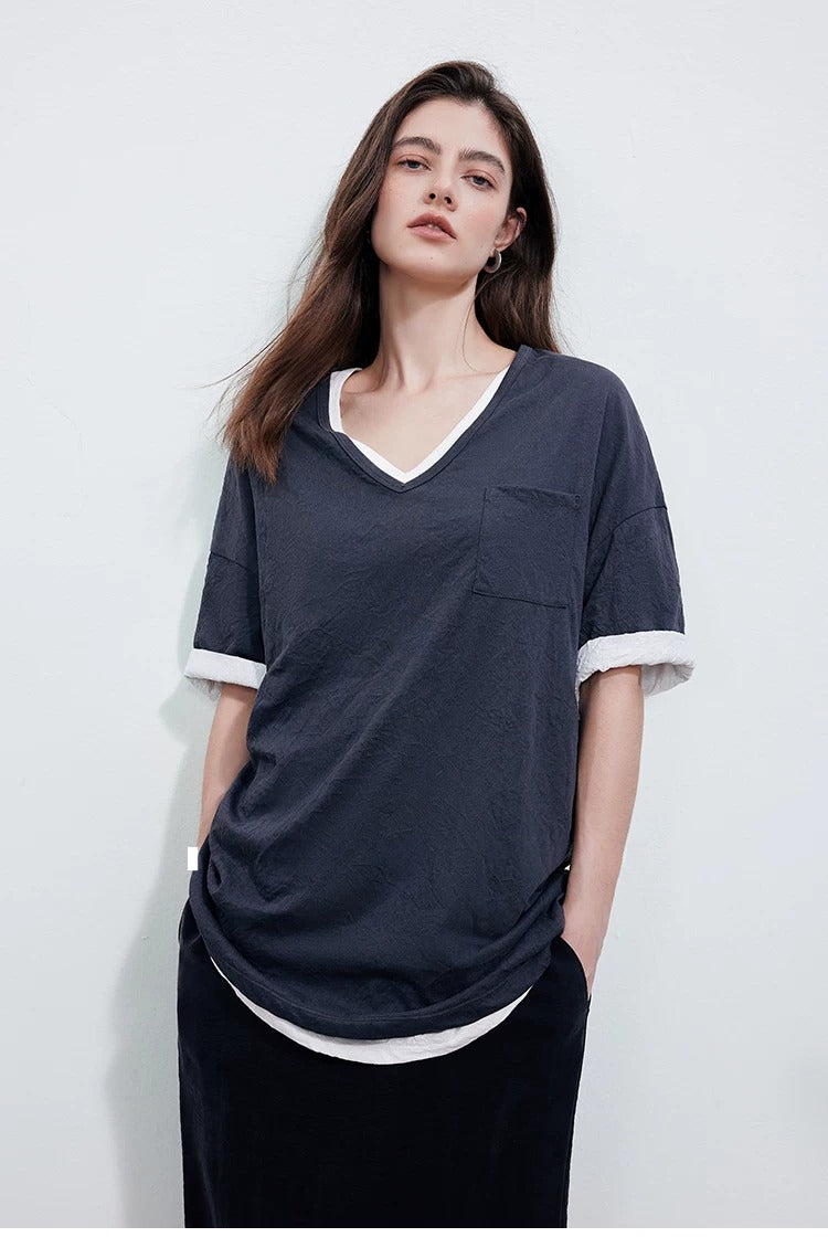 Crinkle Texture V-Neck Tee_BDHL8342