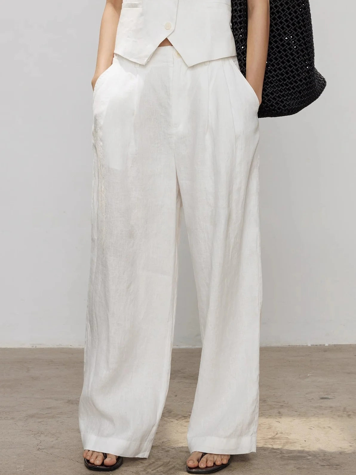 Short Vest Or Straight Pants_BDHL7382