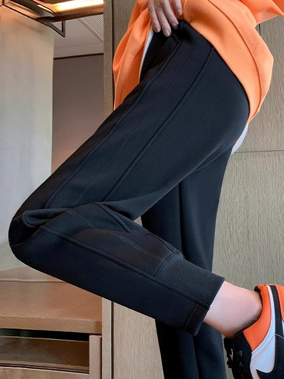 High-Waisted Tapered Sweatpants_BDHL8031