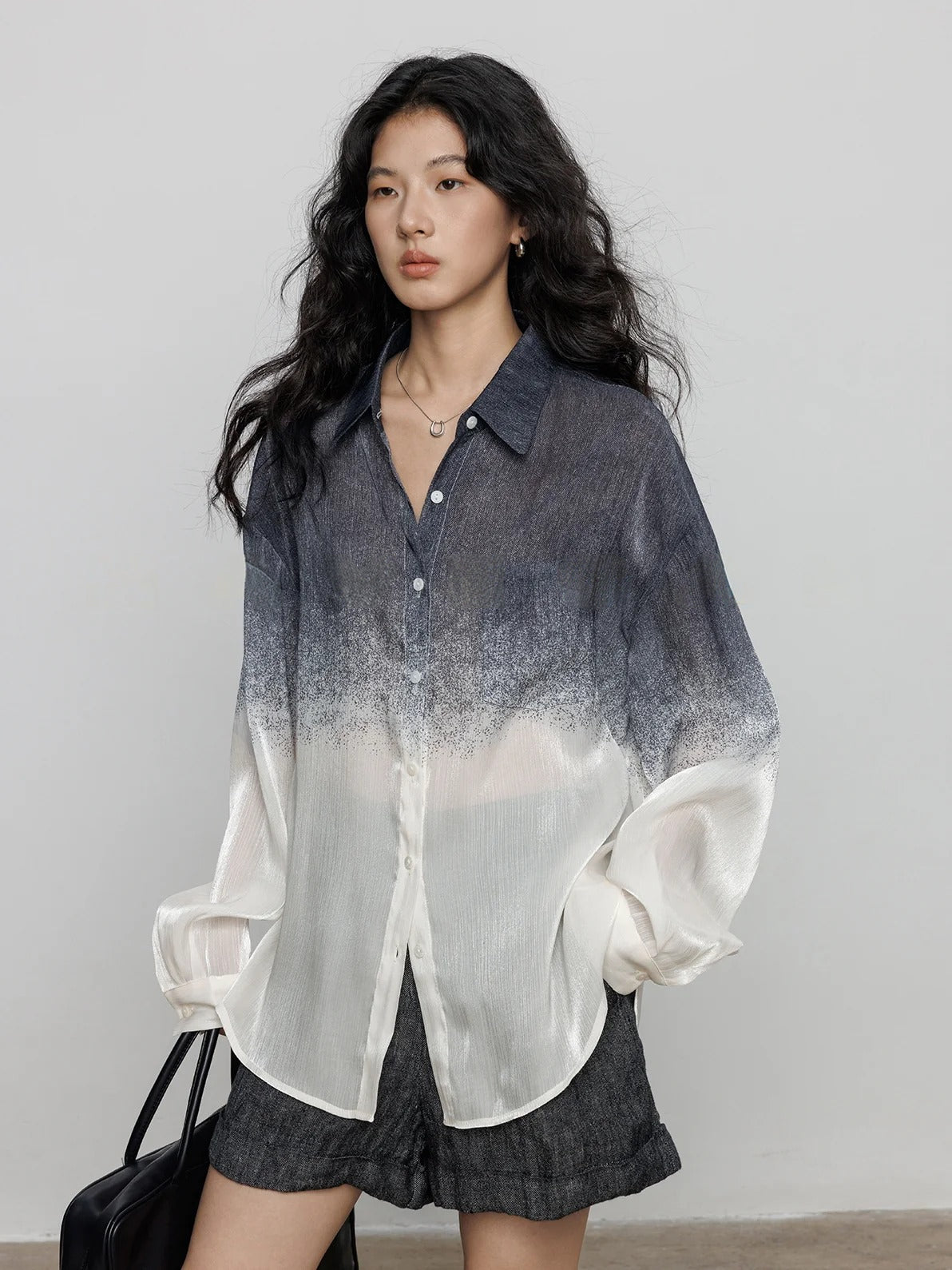 Design Gradation Print Shirt_BDHL7604
