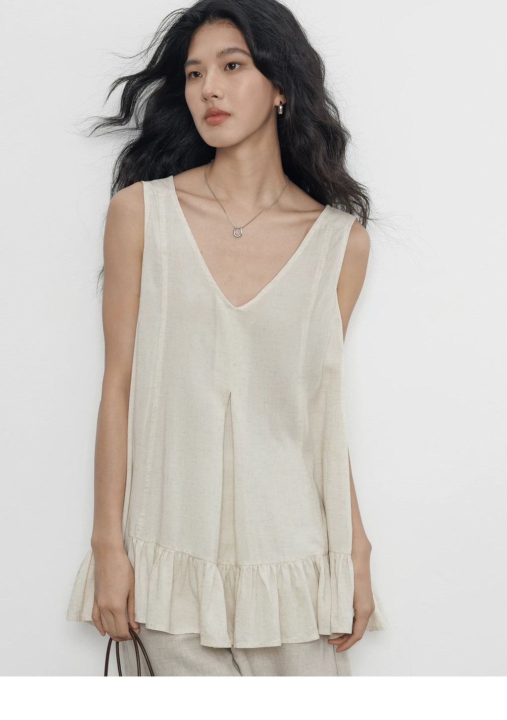Ruffle Hem Sleeveless Linen Top_BDHL8360