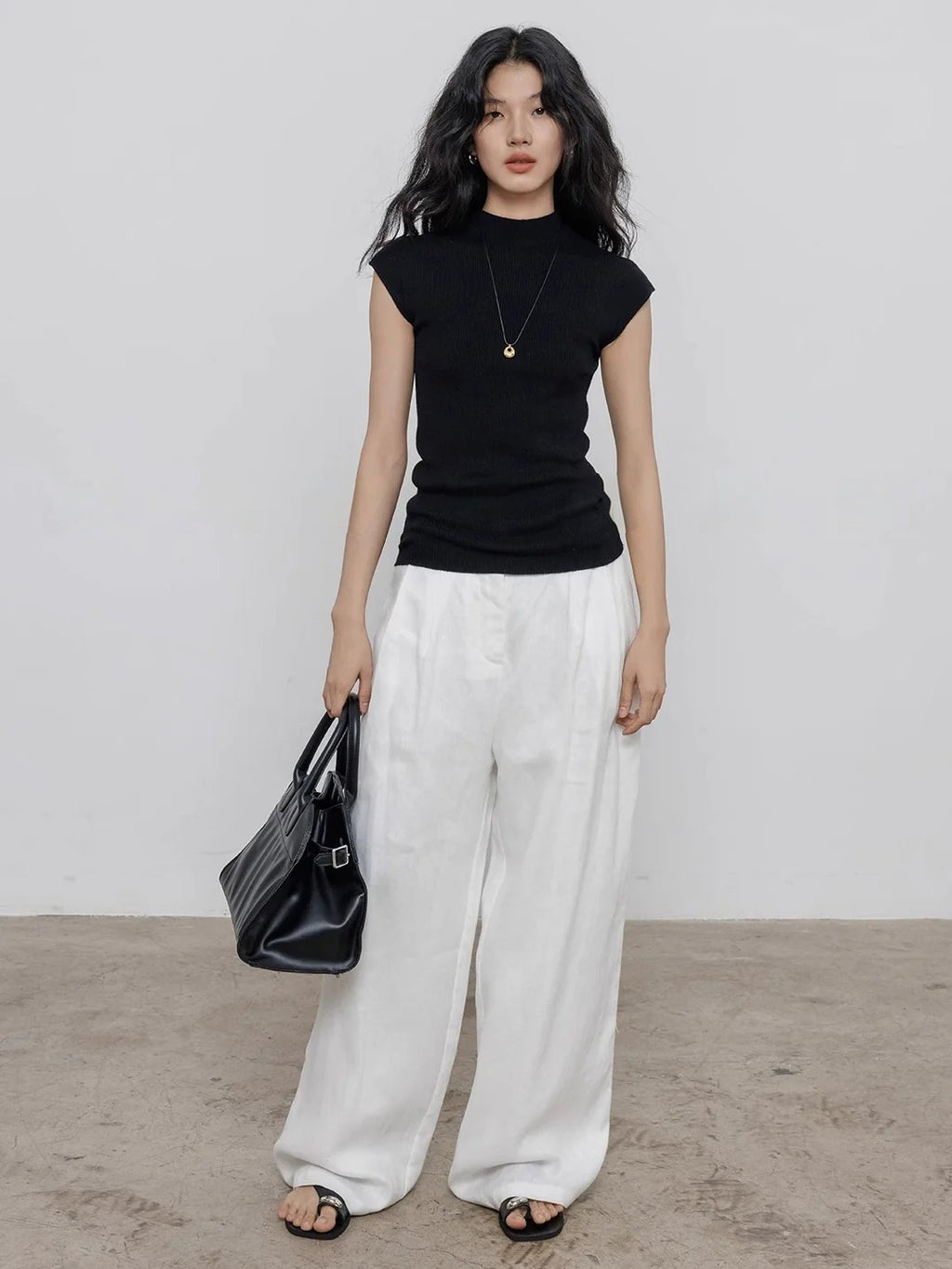 Half Turtleneck Knitted Vest_BDHL7357