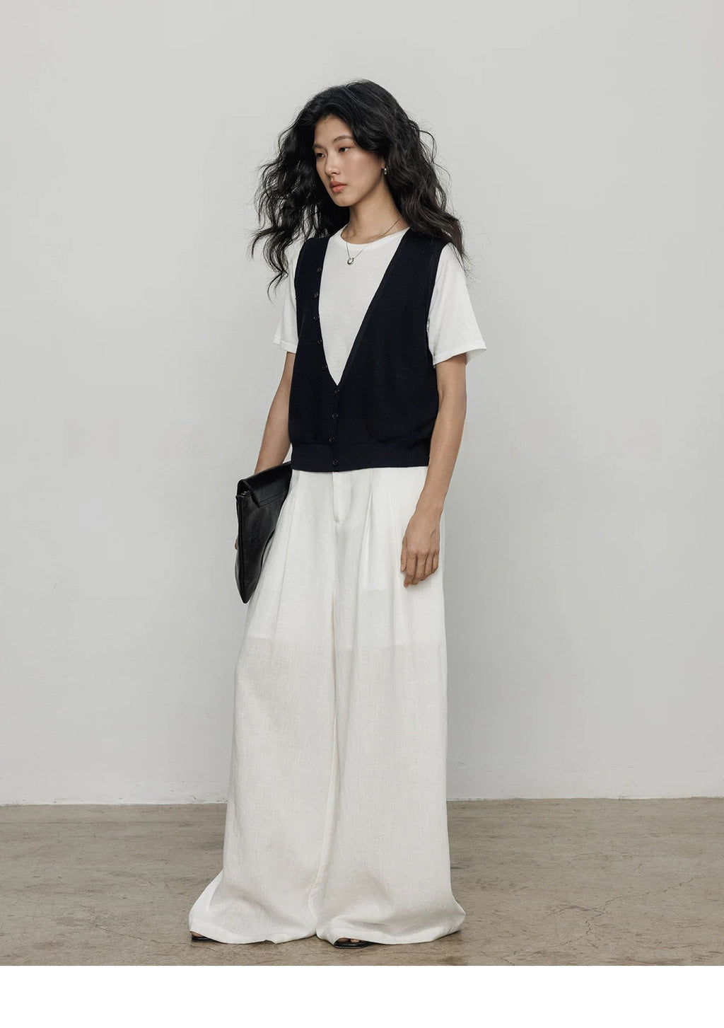 Layered-Look Knit Vest Top_BDHL8363