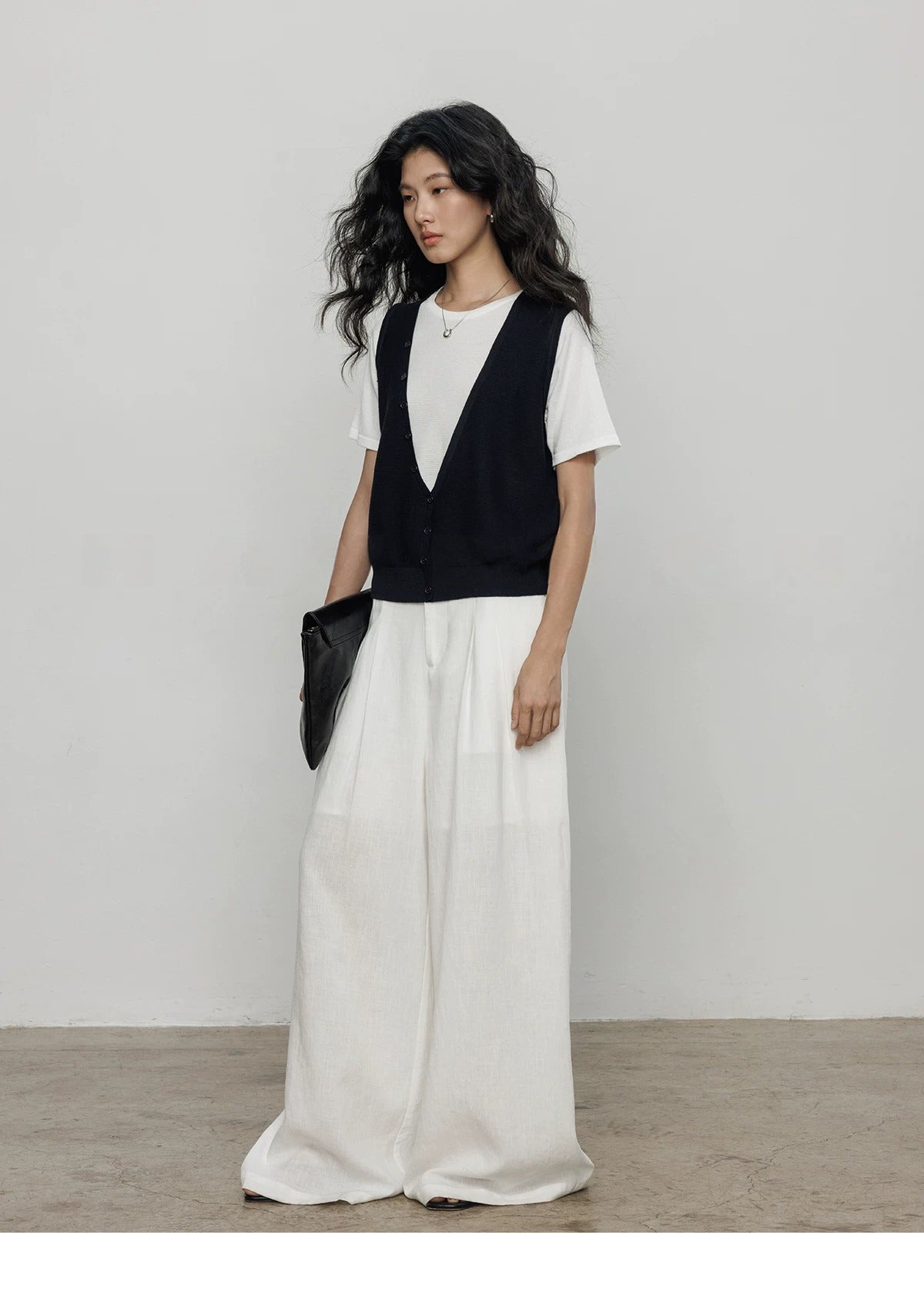 Layered-Look Knit Vest Top_BDHL8363