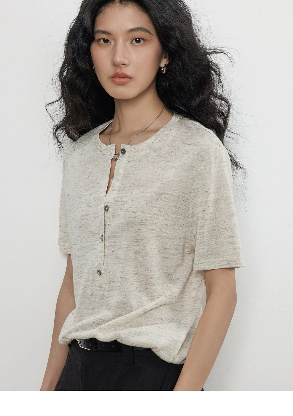 Henley Neck Linen Blend Tee_BDHL8361