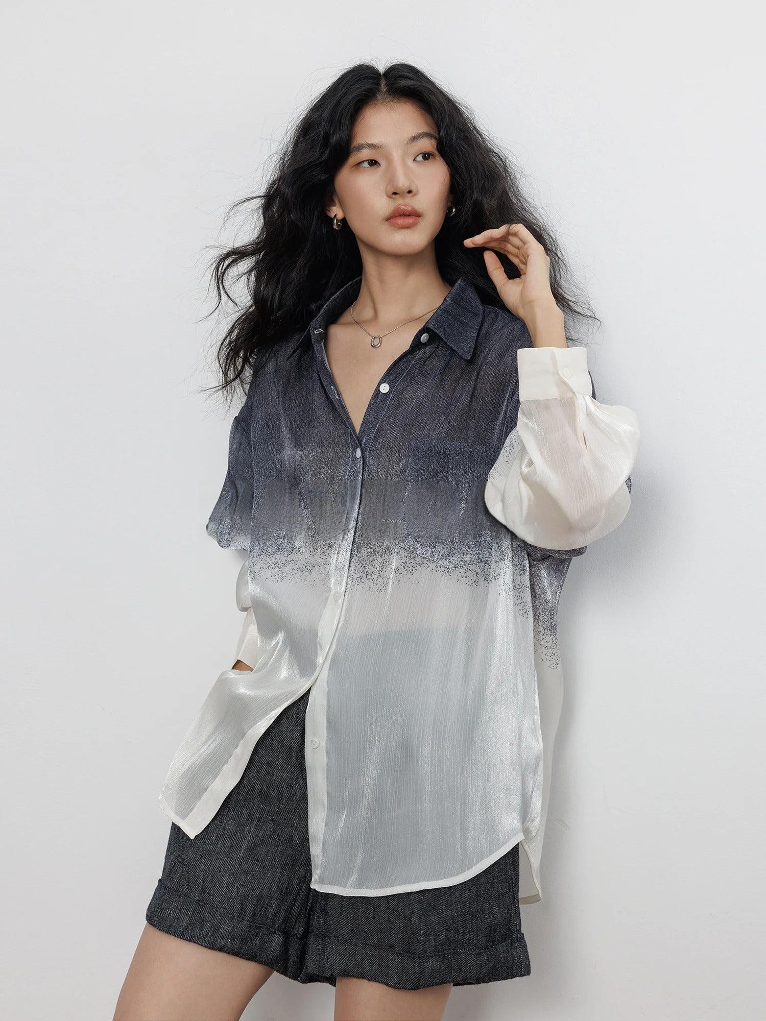 Design Gradation Print Shirt_BDHL7604