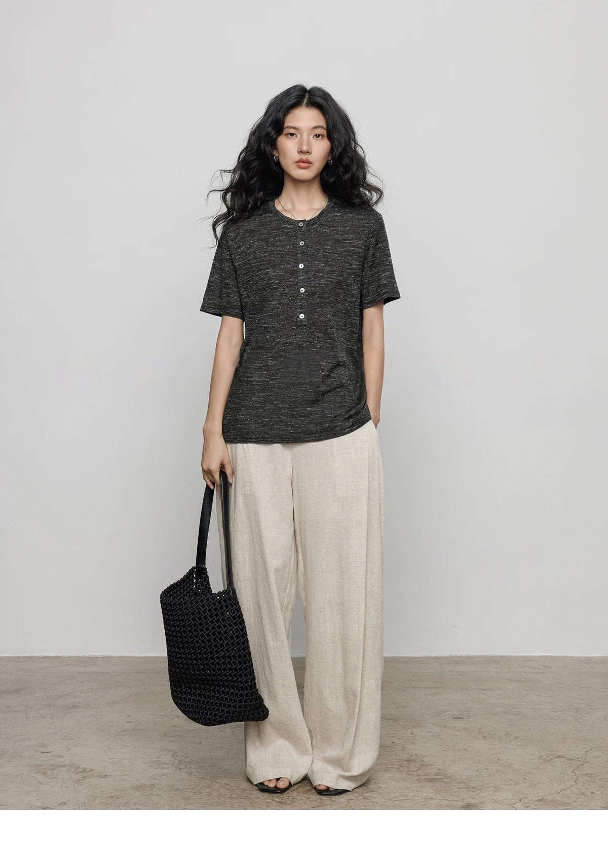 Henley Neck Linen Blend Tee_BDHL8361