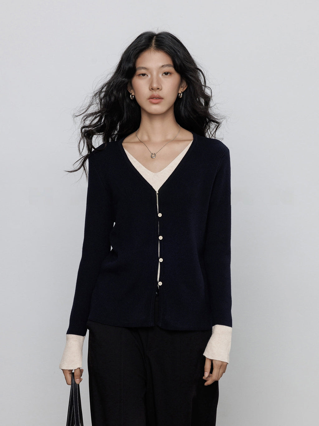 V-Neck Two-Piece Style Cardigan_BDHL7785