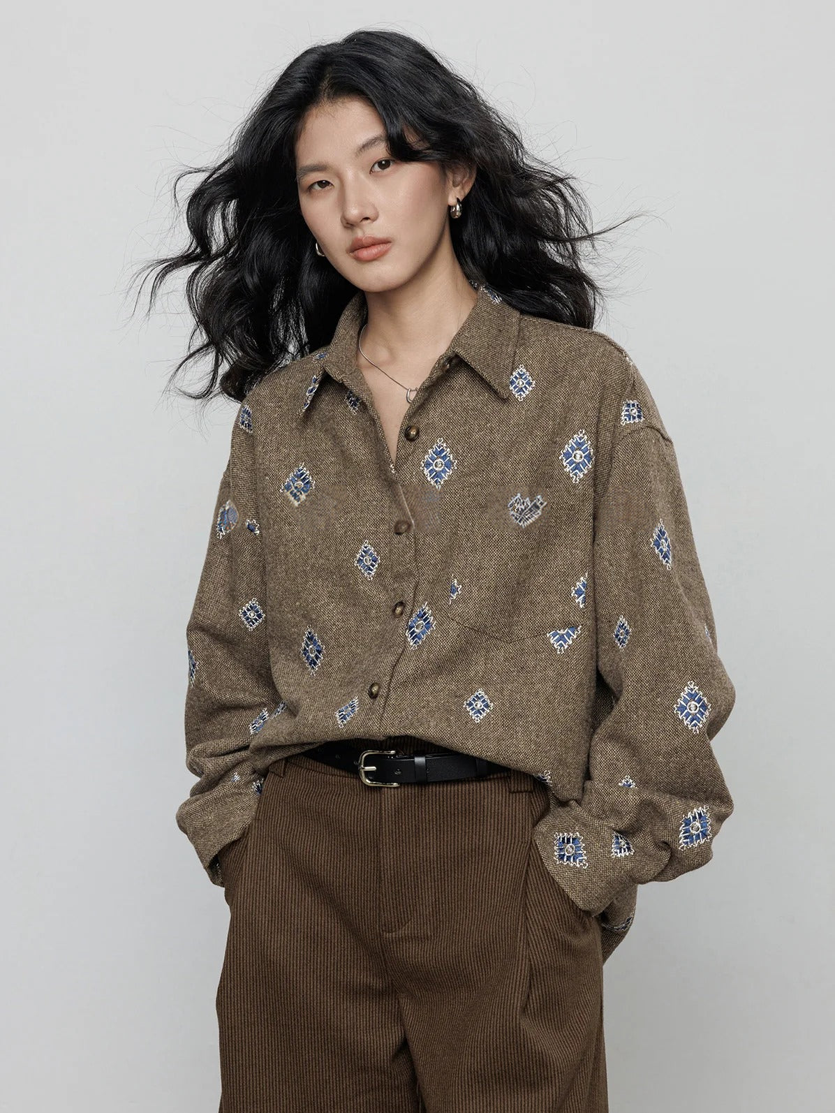 刺繡長袖襯衫_BDHL8084