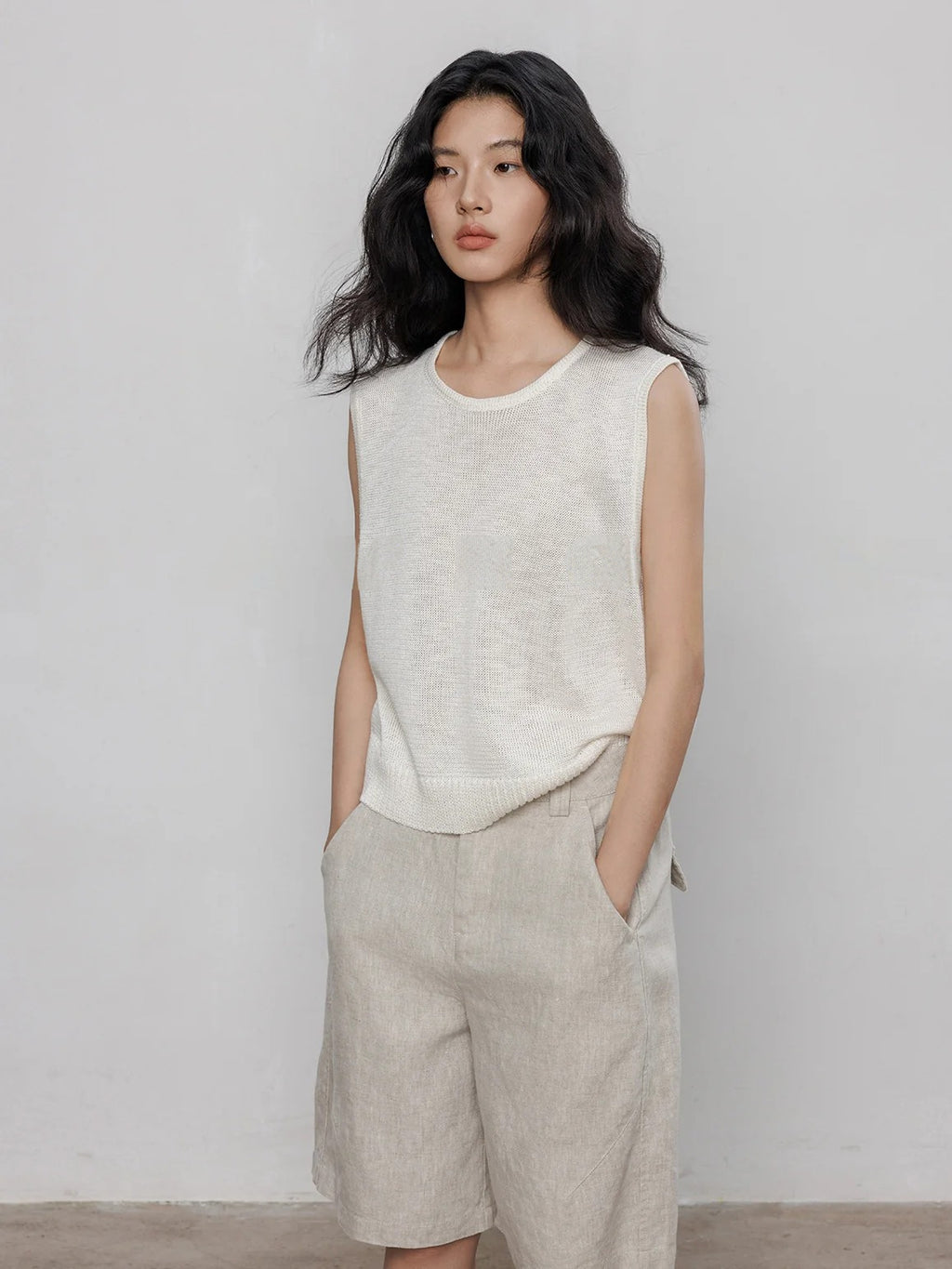 Round Neck Sleeveless Tops_BDHL7233