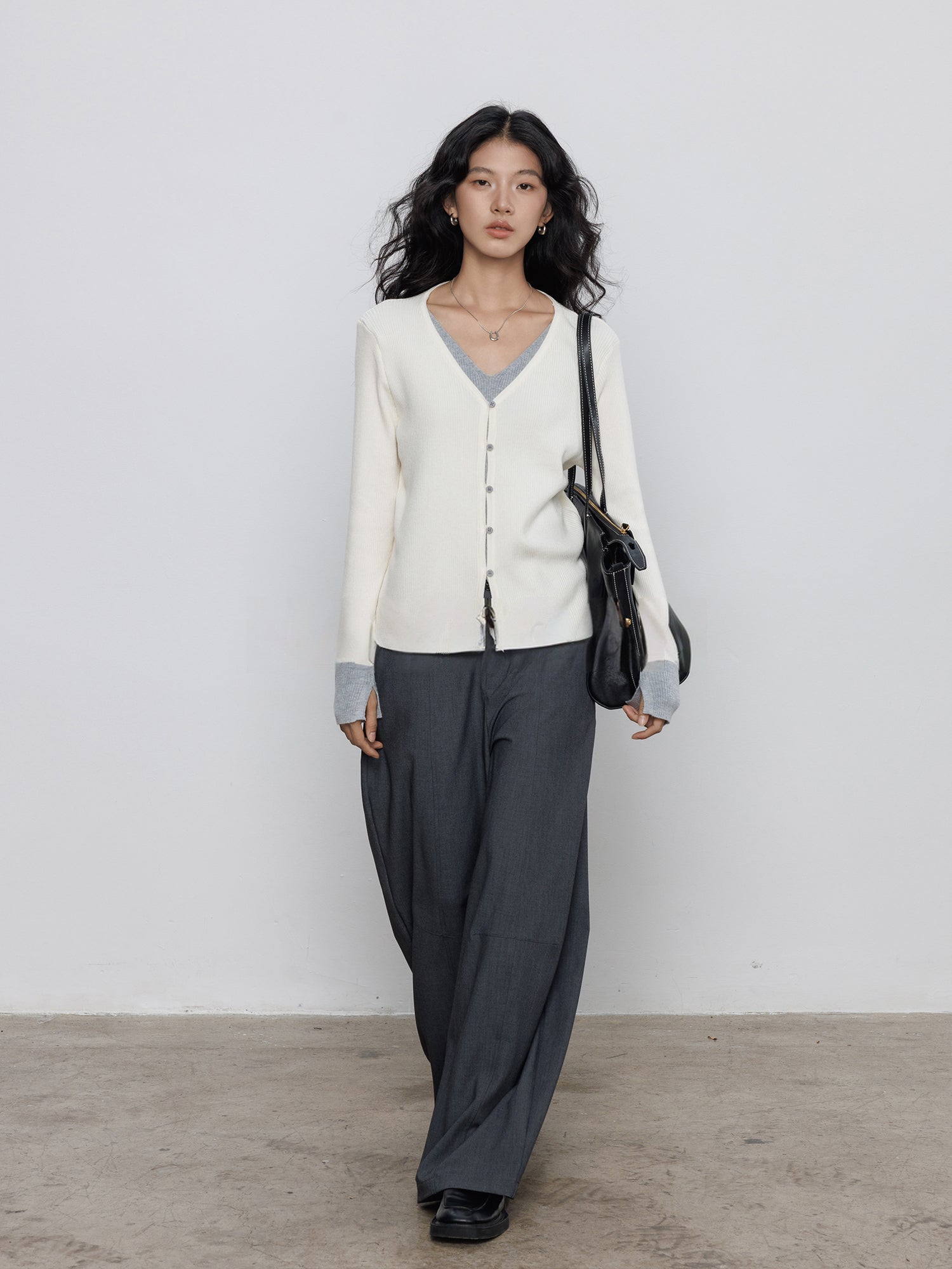 V-Neck Two-Piece Style Cardigan_BDHL7785