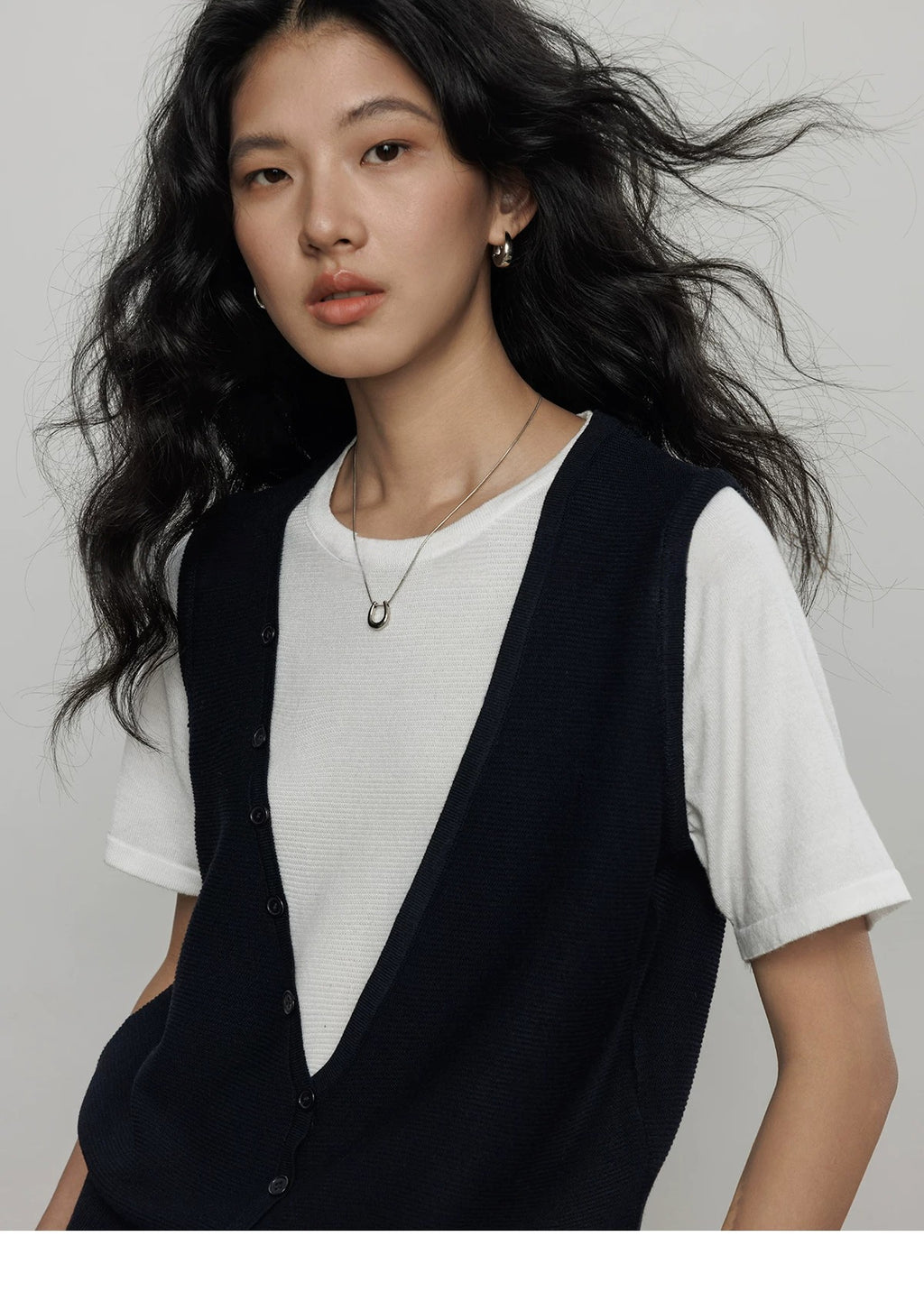 Layered-Look Knit Vest Top_BDHL8363