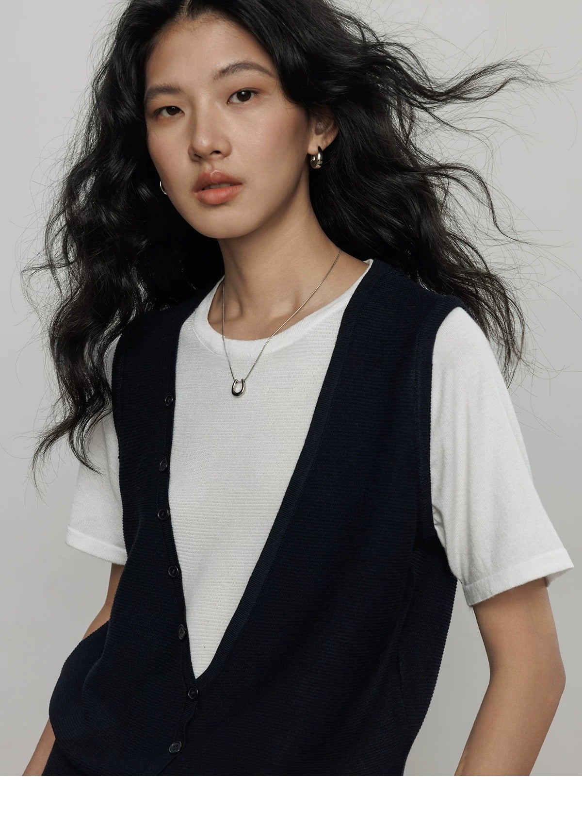 Layered-Look Knit Vest Top_BDHL8363