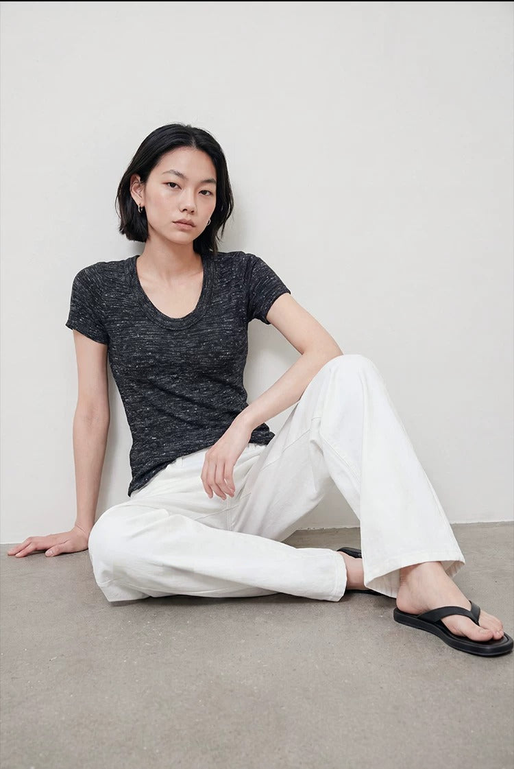 Linen Blend U-Neck Knit Tee_BDHL8347