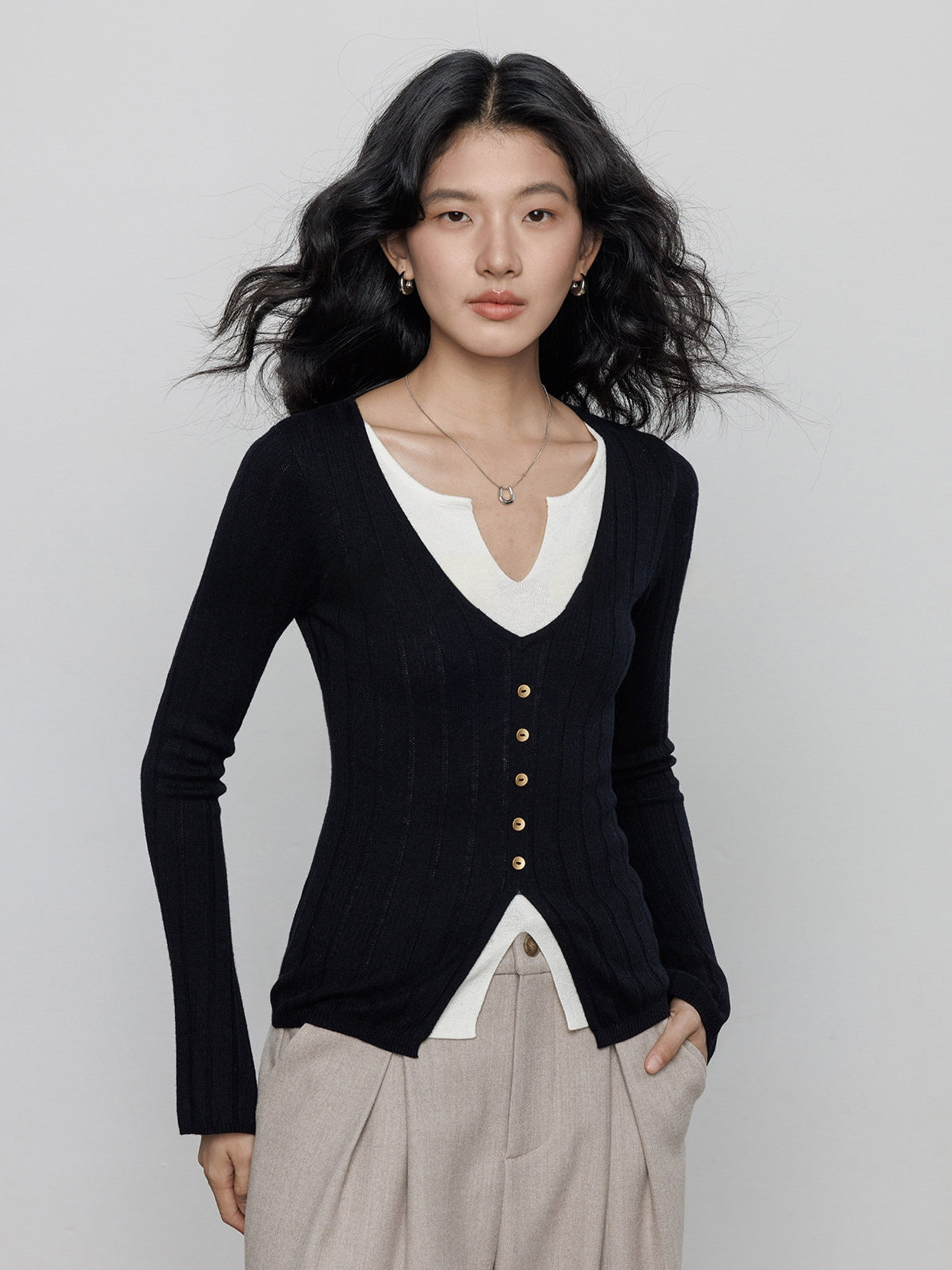 V-Neck Two-Piece Style Knit Tops_BDHL8137