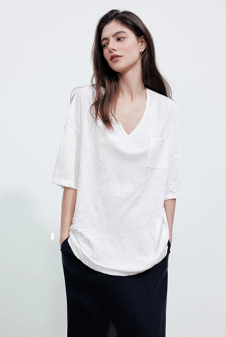 Crinkle Texture V-Neck Tee_BDHL8342