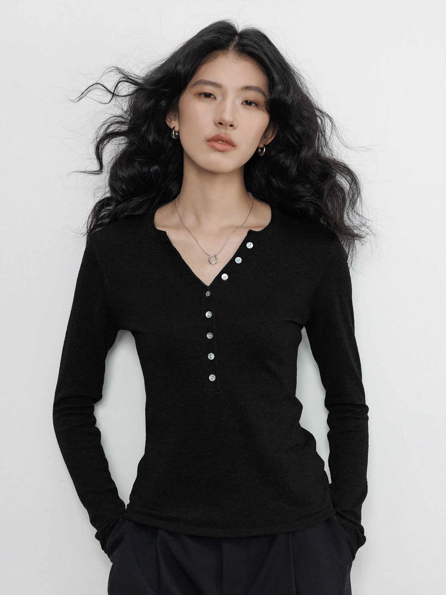 Spring Henley Neck Long Sleeve Knitted Top_BDHL8205