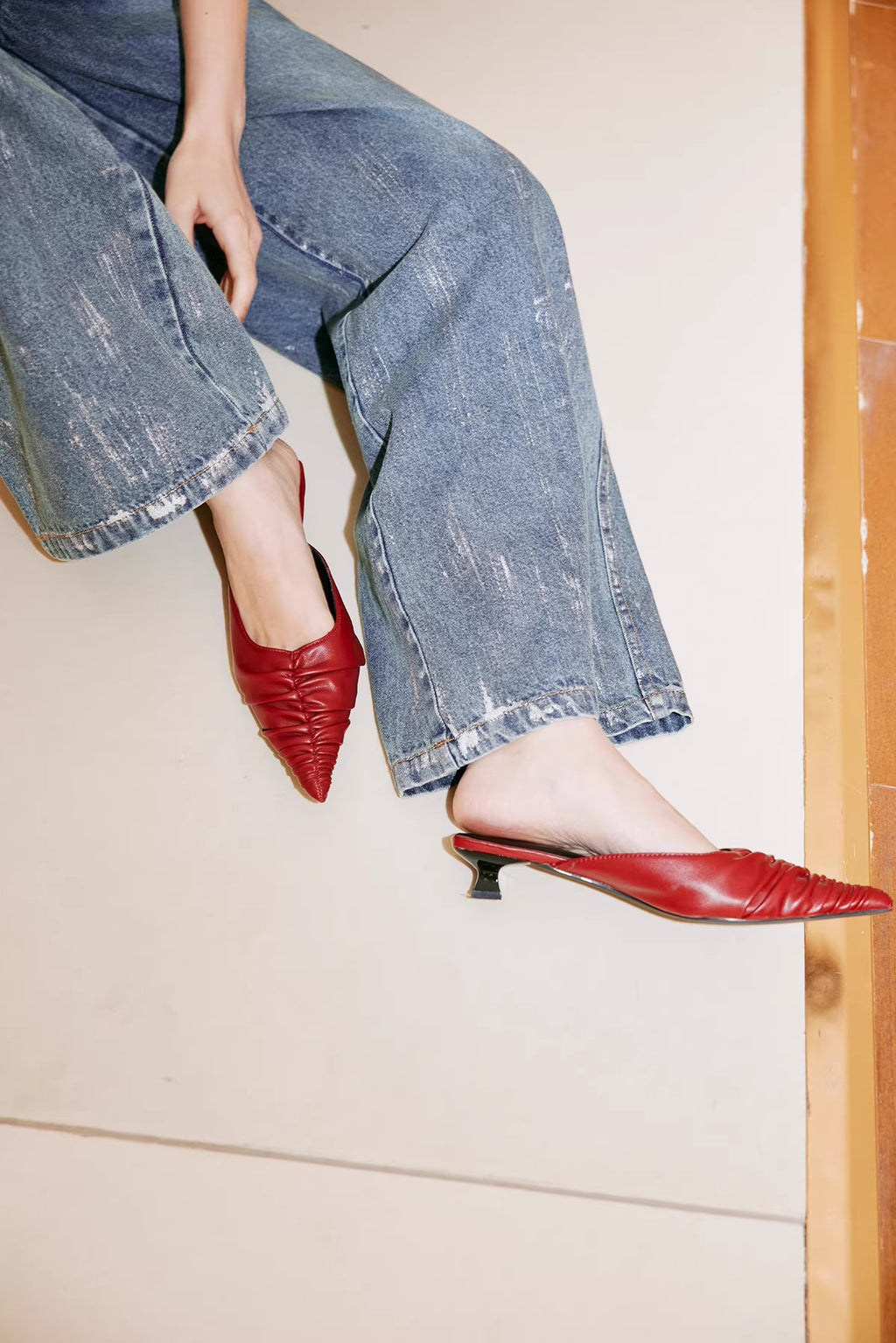 Vintage Hand-Brushed Wide-Leg Jeans_BDHL8241
