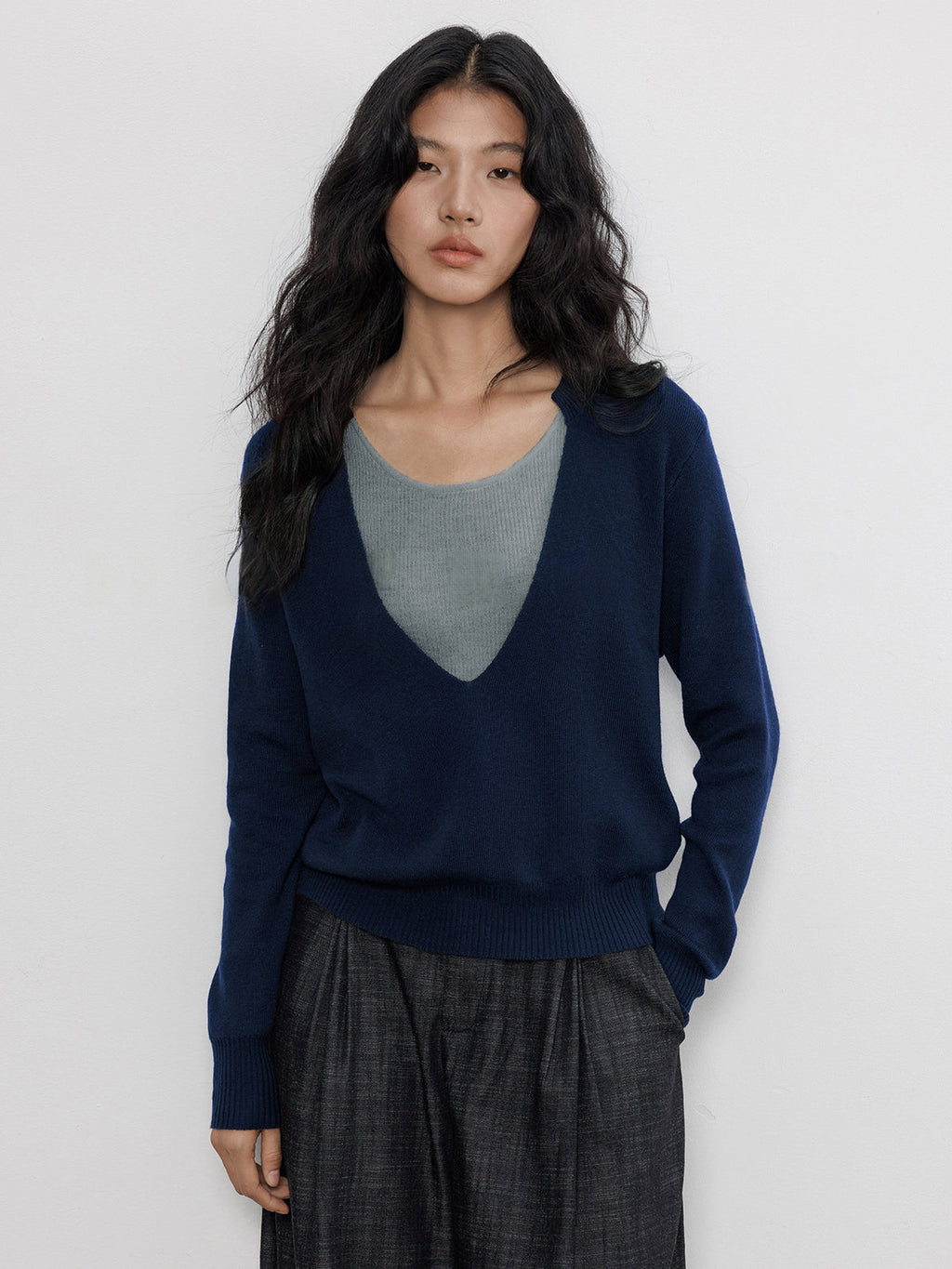 V-Neck Two-Piece Style Tops_BDHL7700