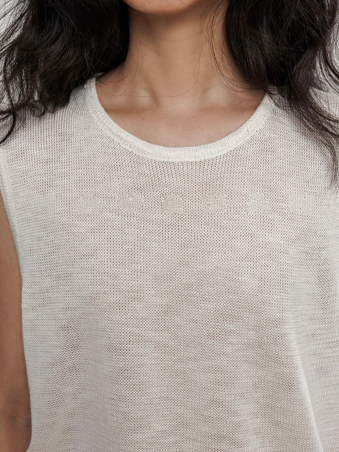 Round Neck Sleeveless Tops_BDHL7233