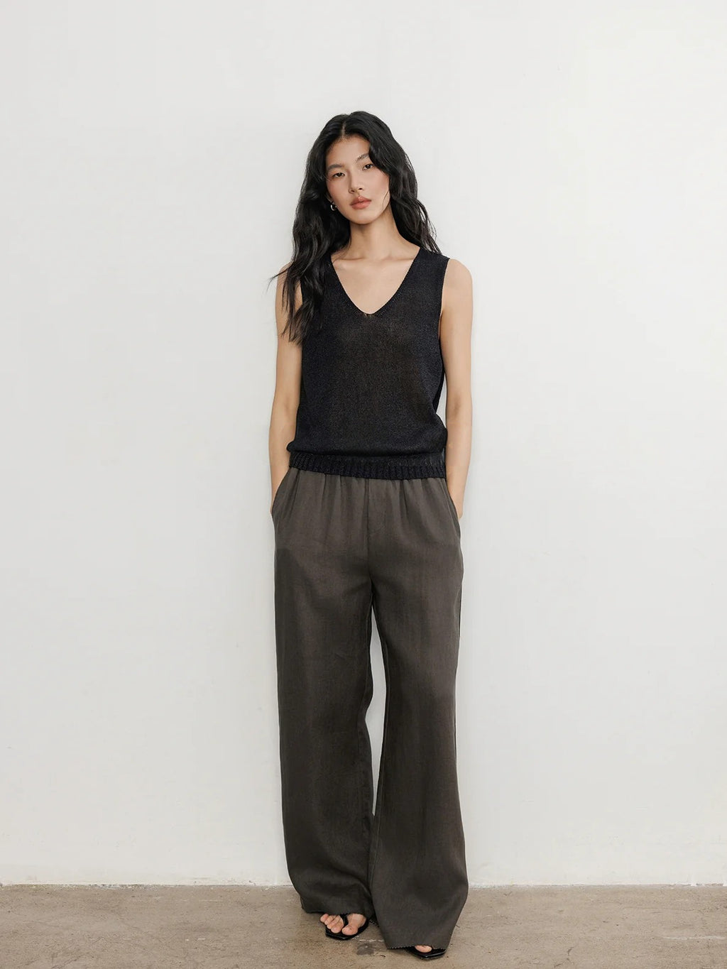 V-Neck Tie-Strap Knitted Vest_BDHL7477