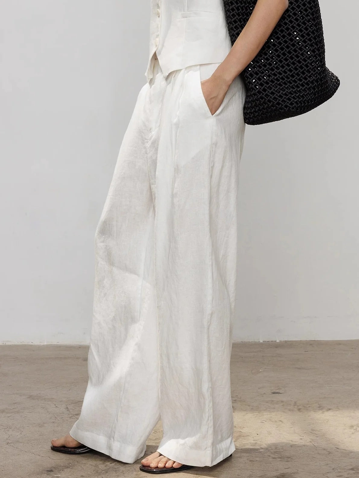 Short Vest Or Straight Pants_BDHL7382