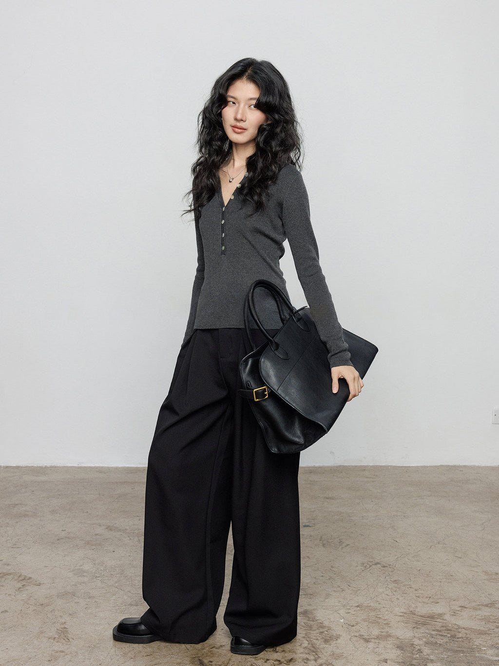 Henry-Collar Knit Slim Tops_BDHL8139