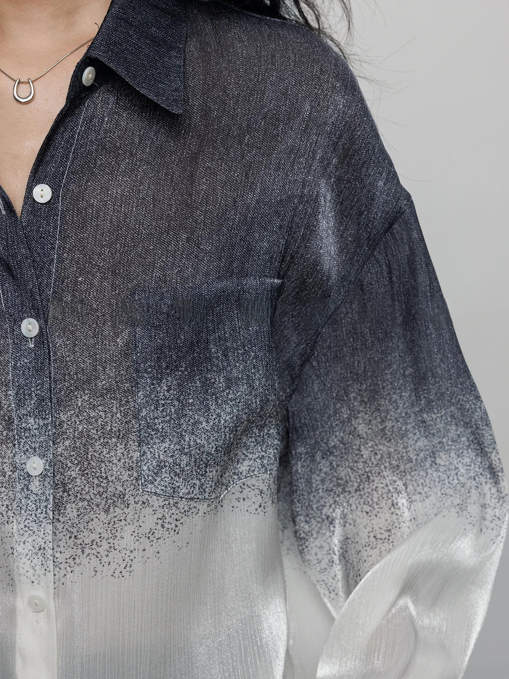 Design Gradation Print Shirt_BDHL7604