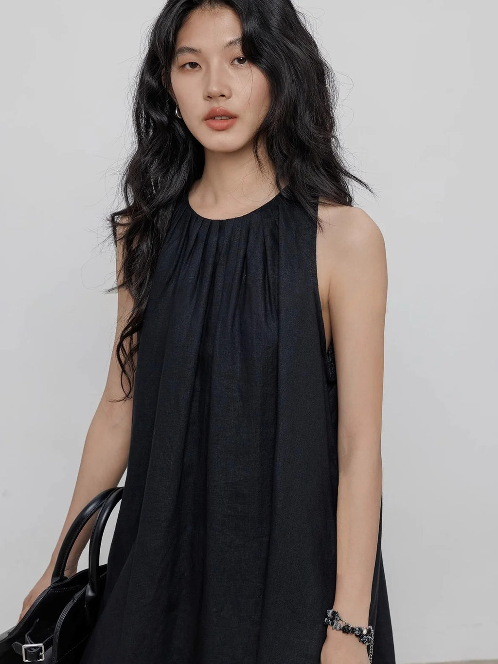 Black A-Line Skirt Sleeveless Dress_BDHL7360