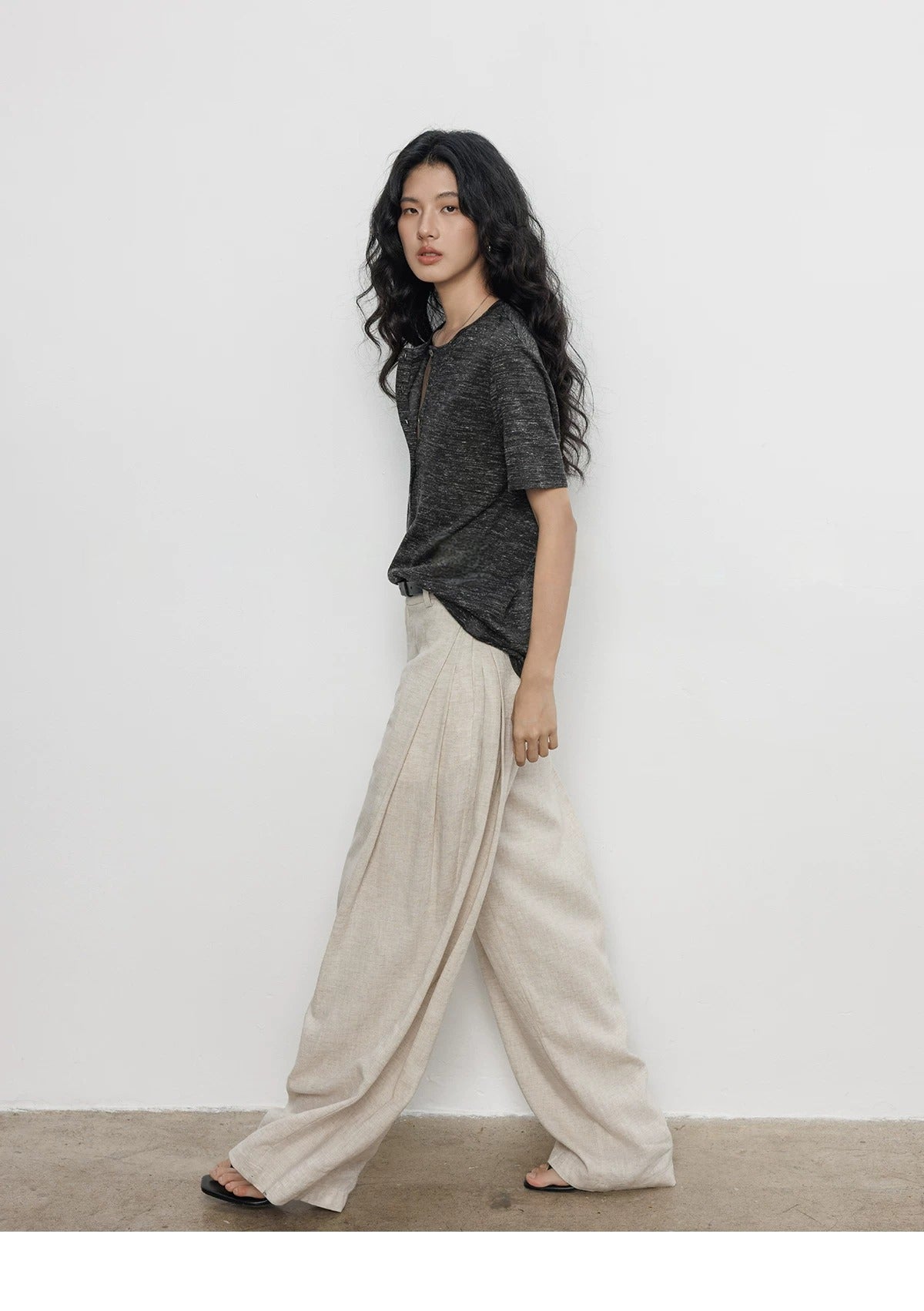 Henley Neck Linen Blend Tee_BDHL8361