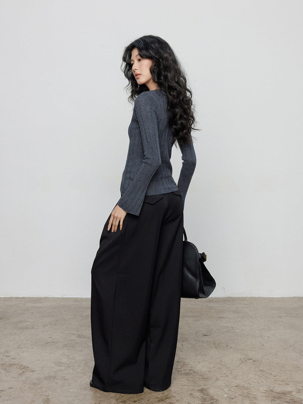 V-Neck Two-Piece Style Knit Tops_BDHL8137