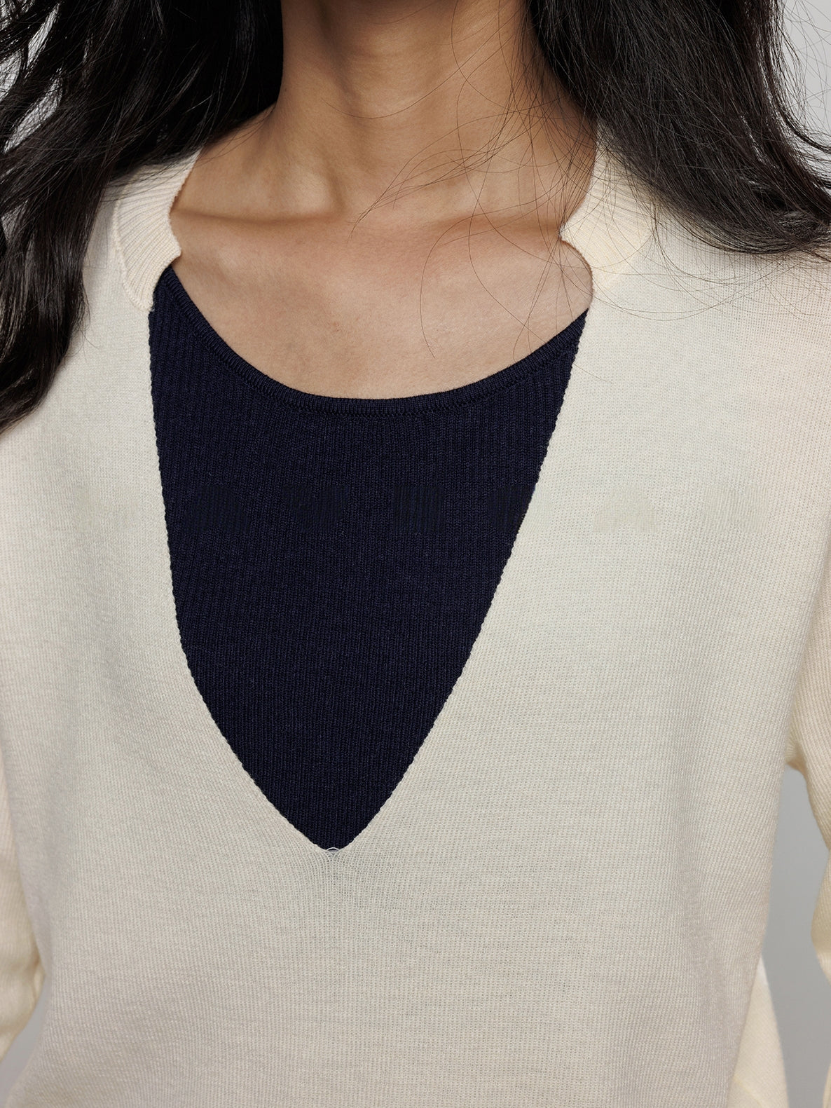 V-Neck Two-Piece Style Tops_BDHL7700